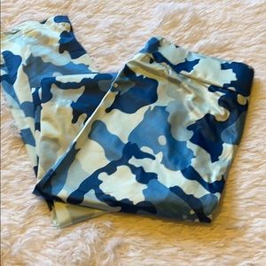 Blue camo leggings/tights